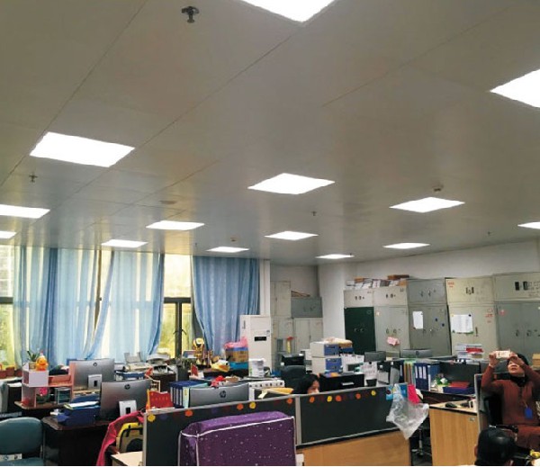 School grille classroom lamp case  